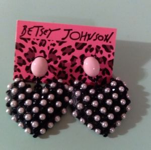 Betsey Johnson black heart shaped earrings